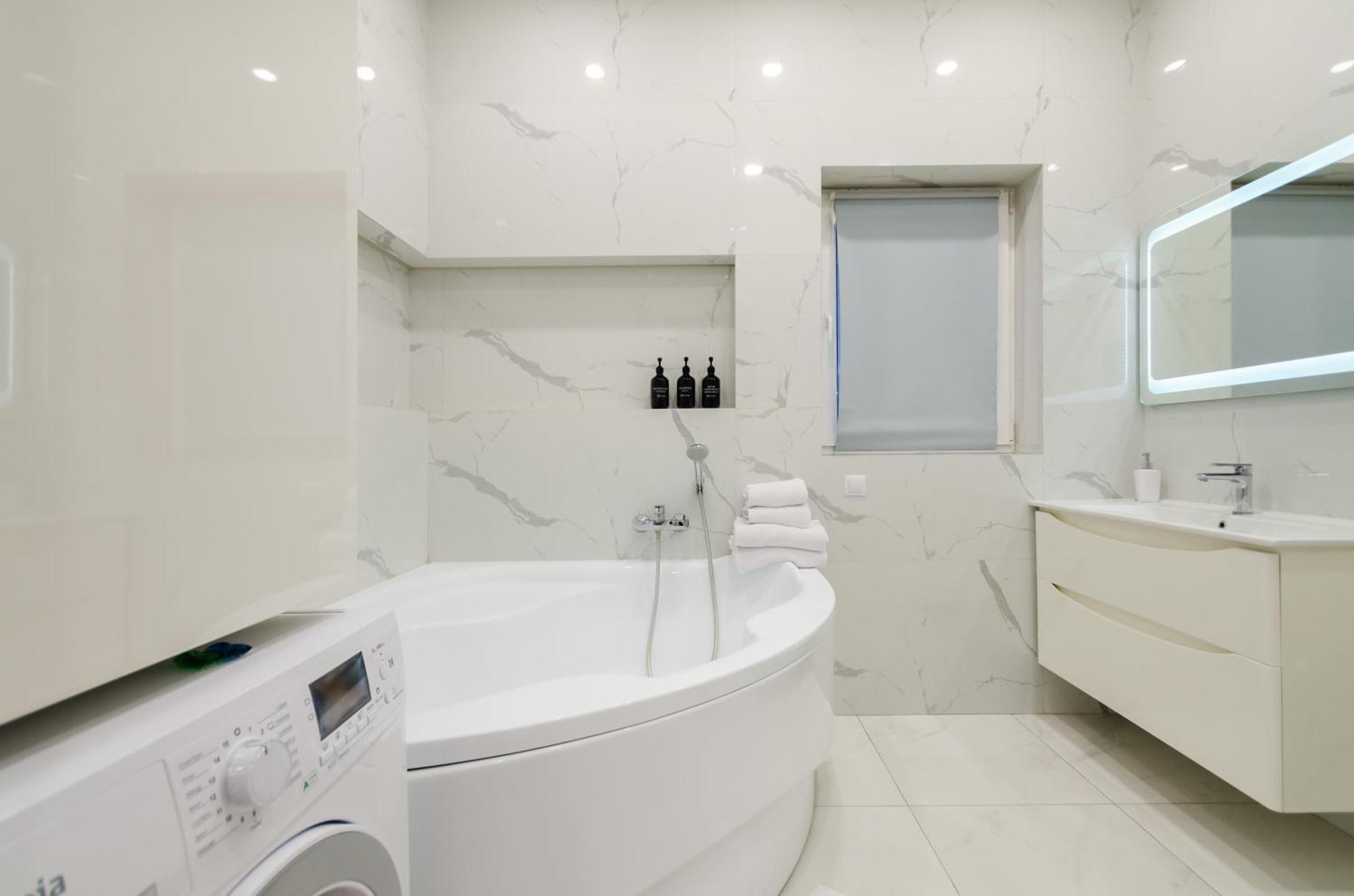Petrovdom Apartments 267-373 In Rc Central Park, 7 John Mccain Street 基輔 外观 照片